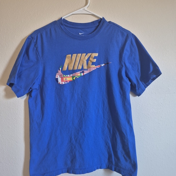 Nike Royal Blue Tee with Multicolor Logo - Picture 1 of 3